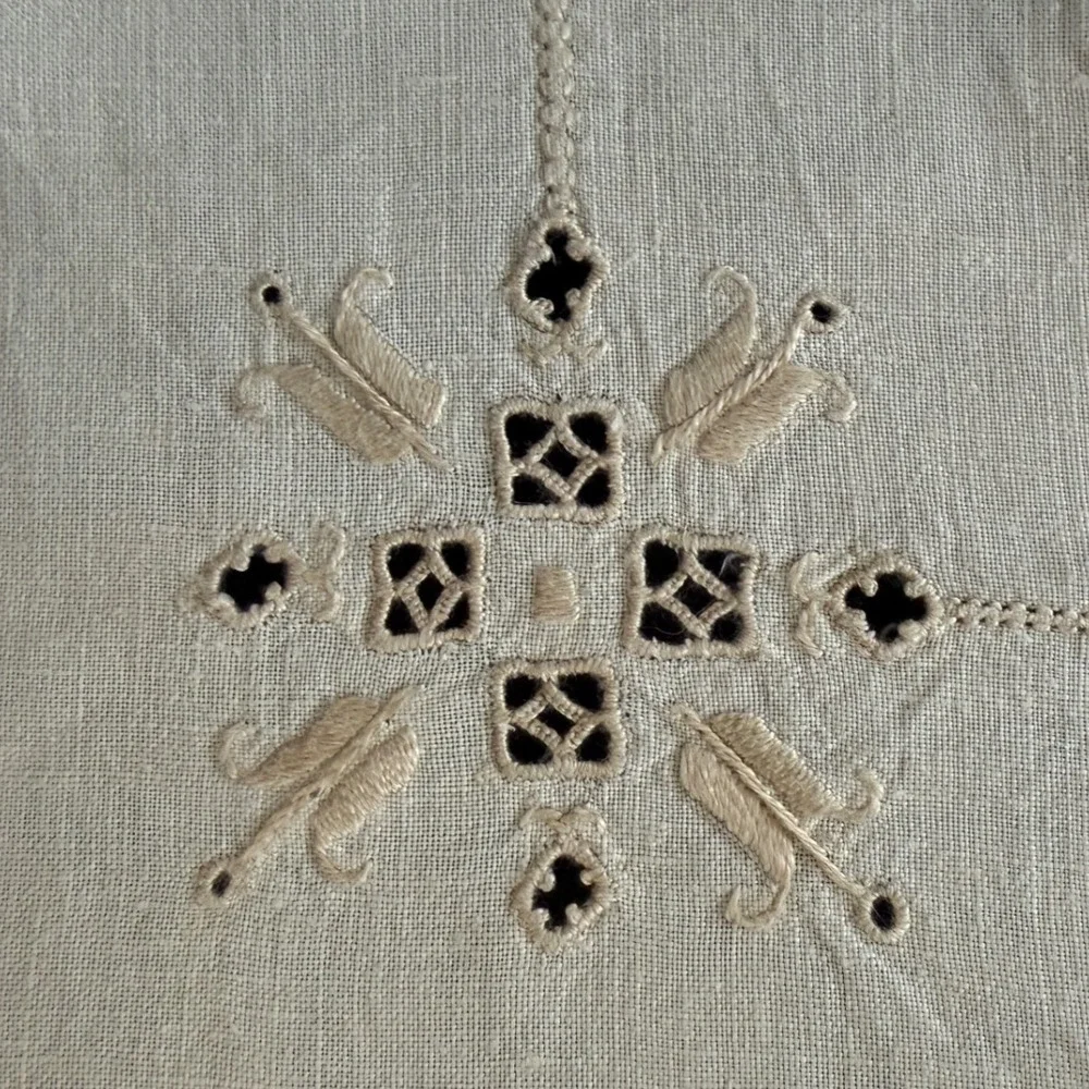 Vintage Hand Embroidered Linen Tablecloth Cream Off White Square 34x34 inch